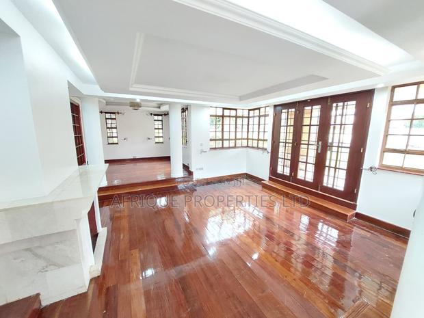 4bdrm Mansion in Runda for sale