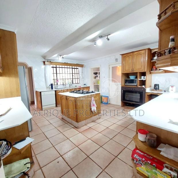 4bdrm Mansion in Runda for sale