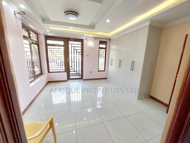 5bdrm Mansion in Thome for rent