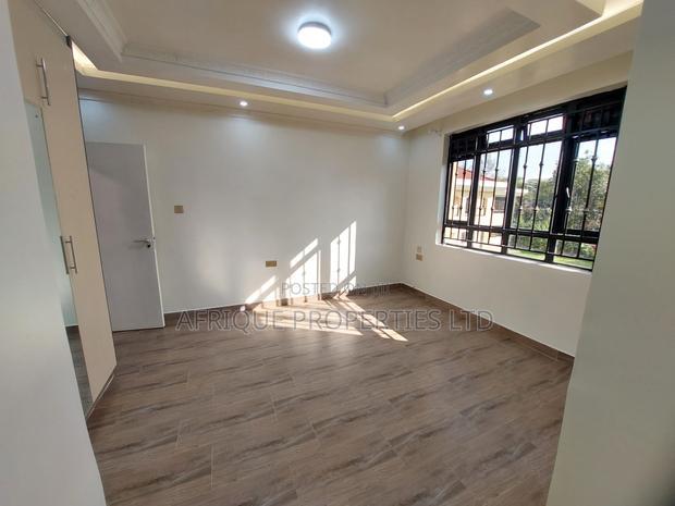 7bdrm Mansion in Ridgeway, Ridgeways for rent
