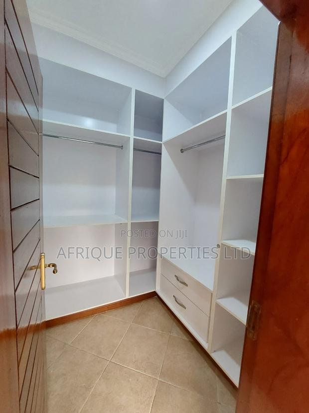 5bdrm Mansion in Runda for rent
