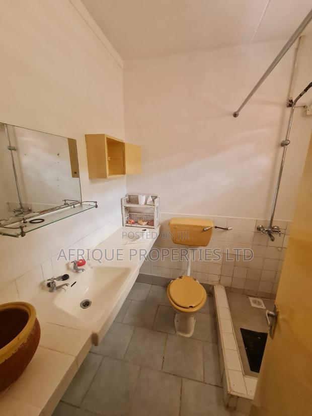 4bdrm Bungalow in Loresho for sale
