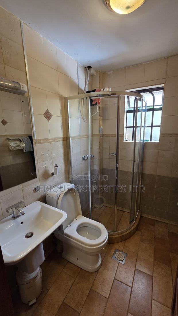 4bdrm Mansion in Kitisuru for sale