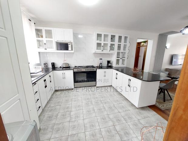 Furnished 2bdrm Apartment in Riverside for rent