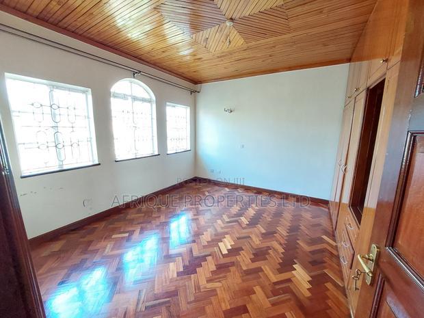 5bdrm Mansion in Kitisuru for rent