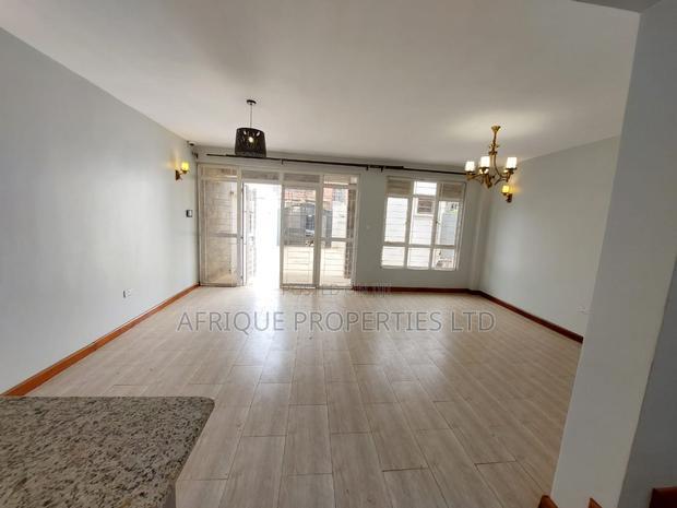 4bdrm Mansion in Bypass, Ruiru for rent