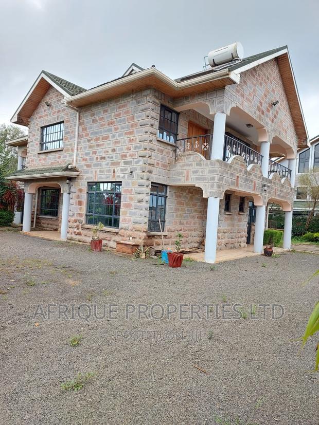 4bdrm Mansion in Thika Green for sale
