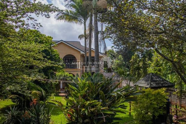4bdrm Mansion in Kitisuru for sale