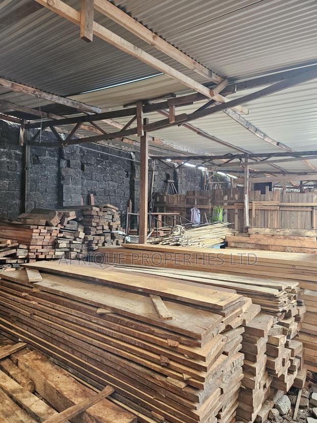 Prime Godown for Sale in Industrial Area