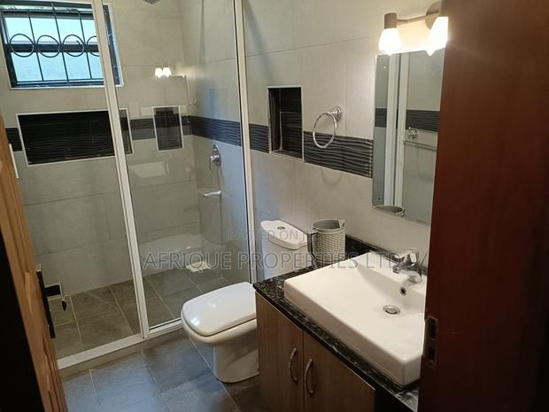Furnished 2bdrm Bungalow in Runda for rent