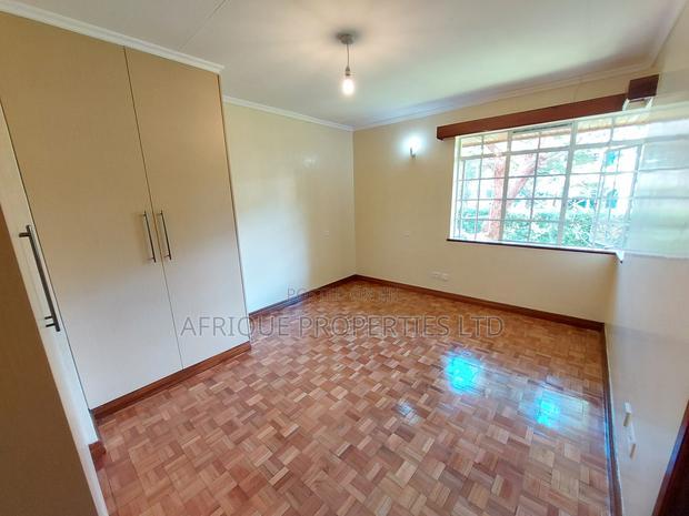4bdrm Mansion in Runda for rent