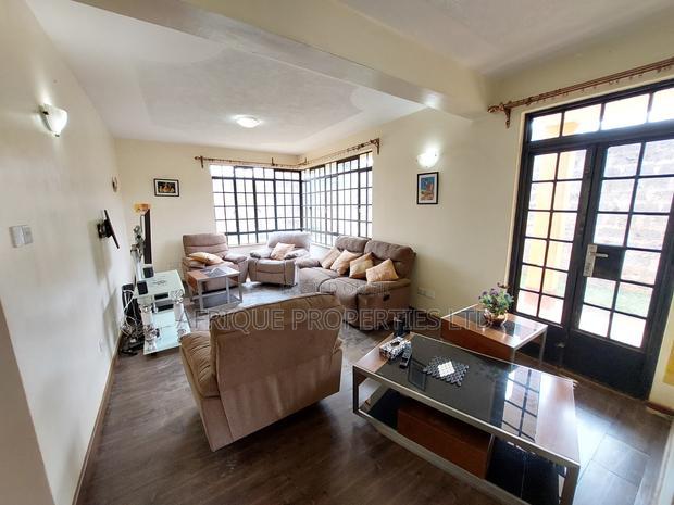 Furnished 5bdrm Mansion in Runda for rent