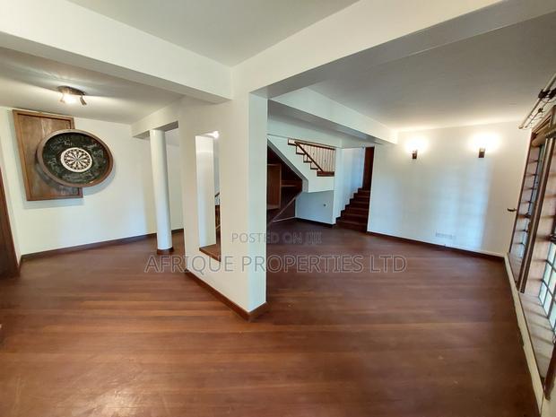 6bdrm Mansion in Runda for rent