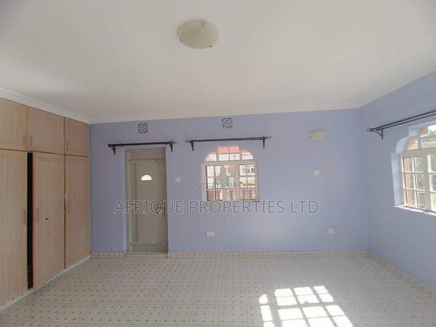 5bdrm Mansion in Membley Estate for sale