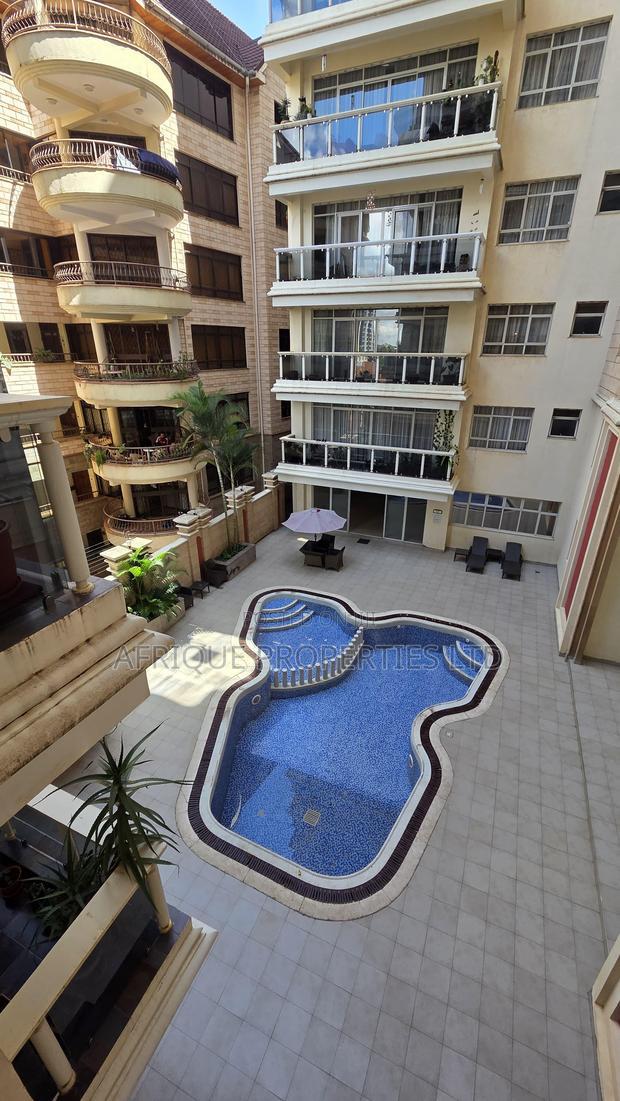 4bdrm Apartment in Parklands for sale