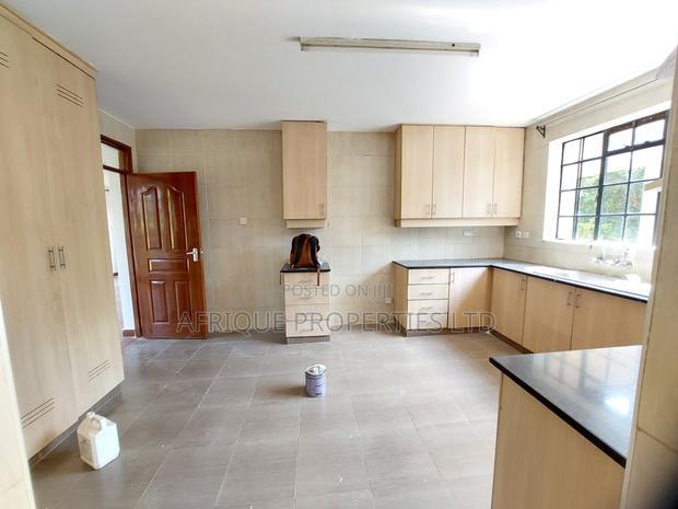 4bdrm Villa in Kiambu Road for rent