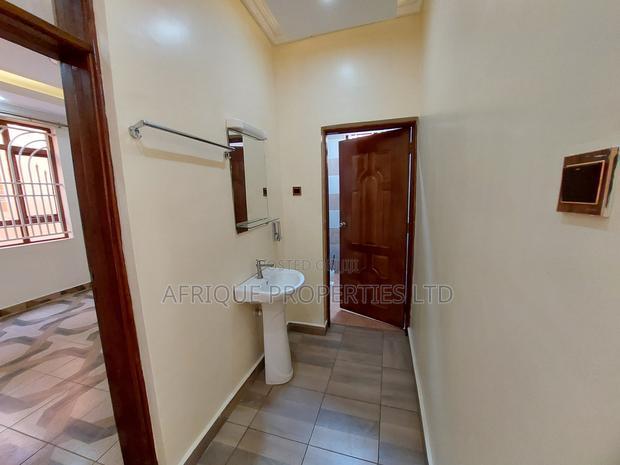 5bdrm Mansion in Membley for rent