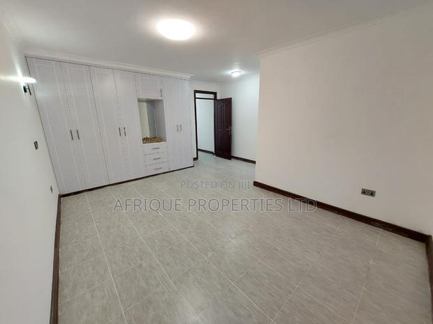 5 Bedroom Townhouse/Terrace In Rainbow, Ruiru For Sale