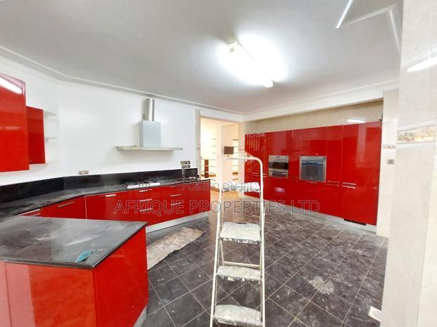 5bdrm Mansion in Runda for rent