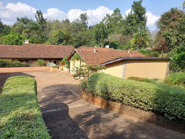 5bdrm Bungalow in Loresho for sale