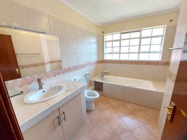 4bdrm Mansion in Runda for rent