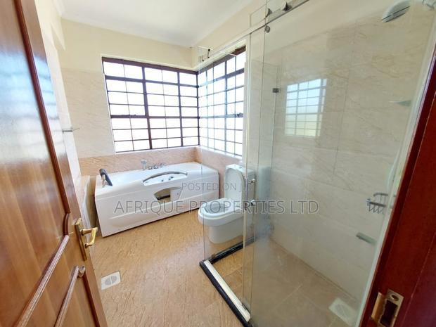 4bdrm Mansion in Kiambu Road for rent