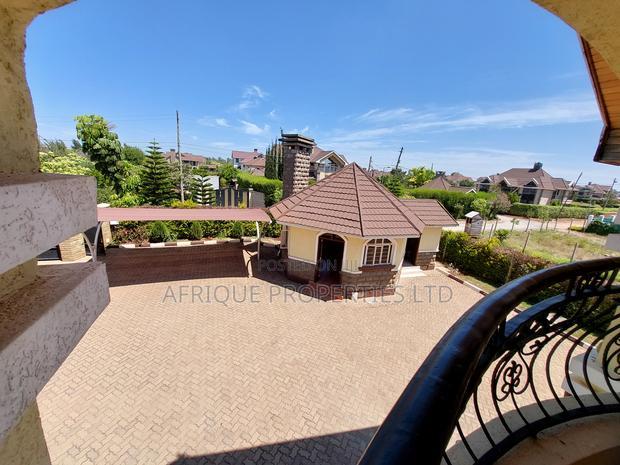 4bdrm Mansion in Kenyatt Road for sale