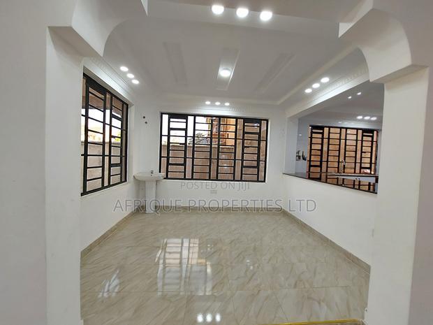 4bdrm Mansion in Membley for sale