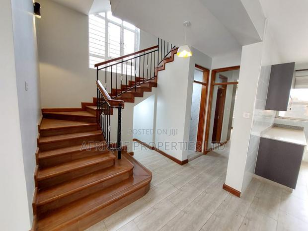 4bdrm Mansion in Bypass, Ruiru for rent