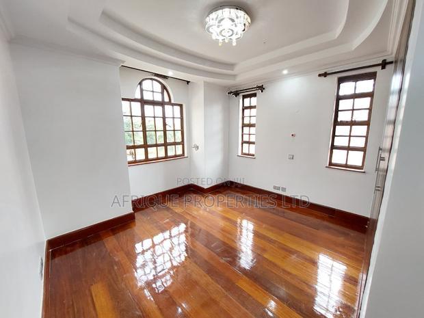 4bdrm Mansion in Runda for sale