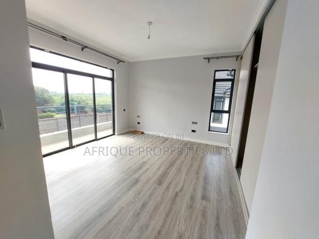 4bdrm Villa in Five Star, Thindigua/Kasarini for sale