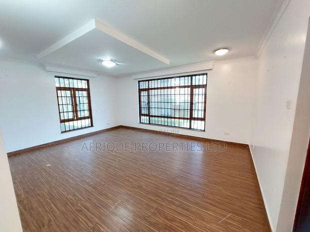 4bdrm Mansion in Runda for rent