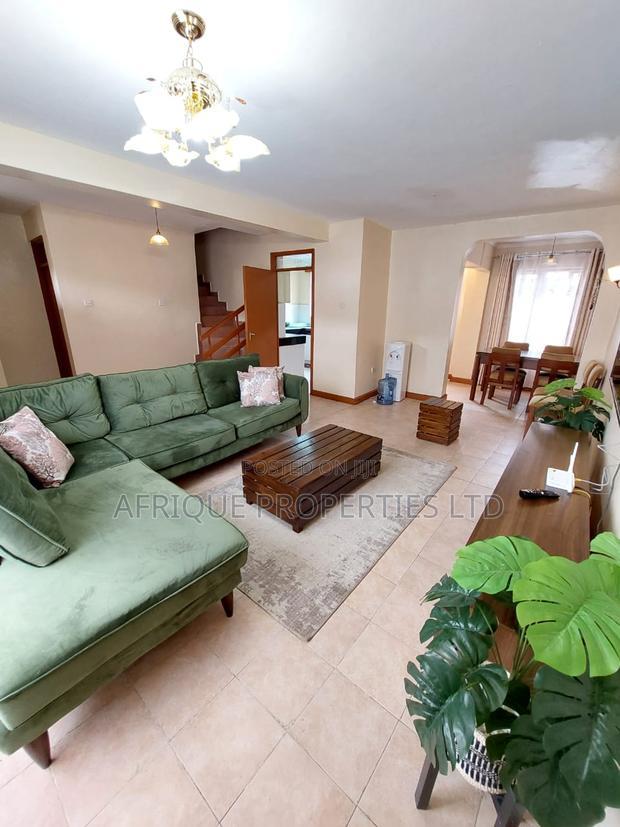 8bdrm Mansion in Donholm for sale