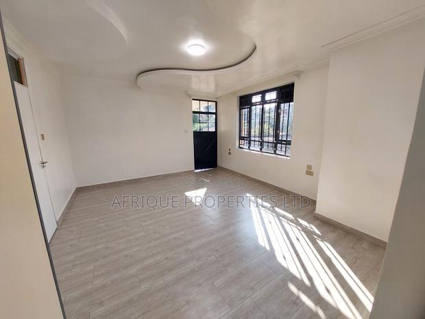 7bdrm Mansion in Ridgeway, Ridgeways for rent