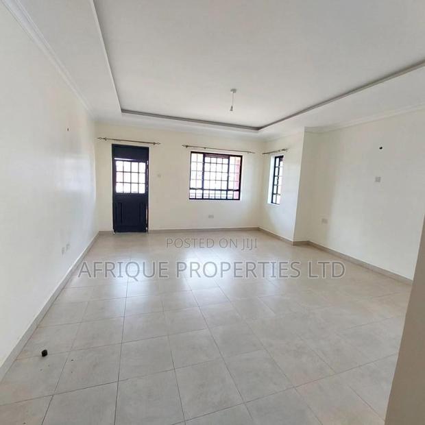 5bdrm Mansion in Garden Estate, Thome for rent