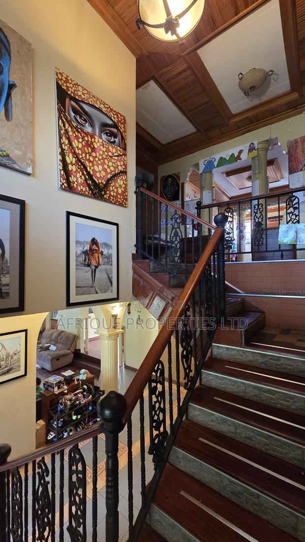 4bdrm Mansion in Kitisuru for sale