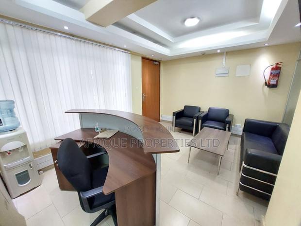Parkland Spacious Fully Furnished Office to Let