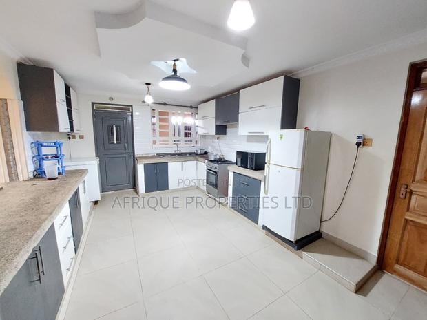 5bdrm Mansion in Sigona for sale