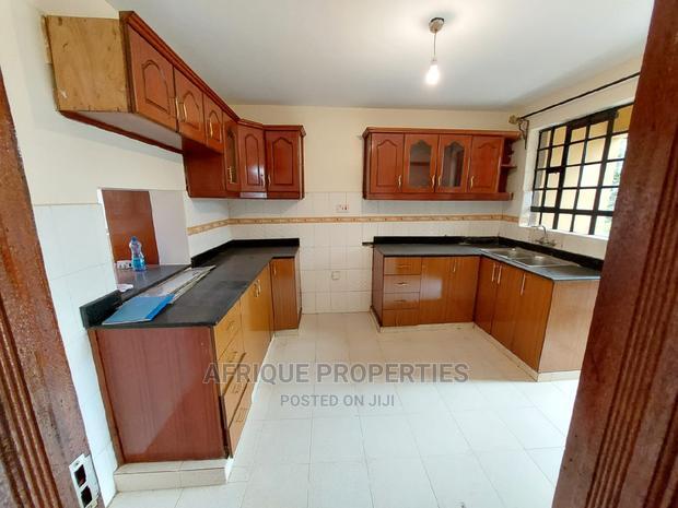 5bdrm Mansion in Membly Estate for sale