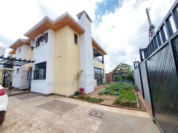 4bdrm Mansion in Ruiru Bypass for sale