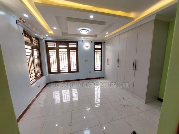 5bdrm Mansion in Thome for rent