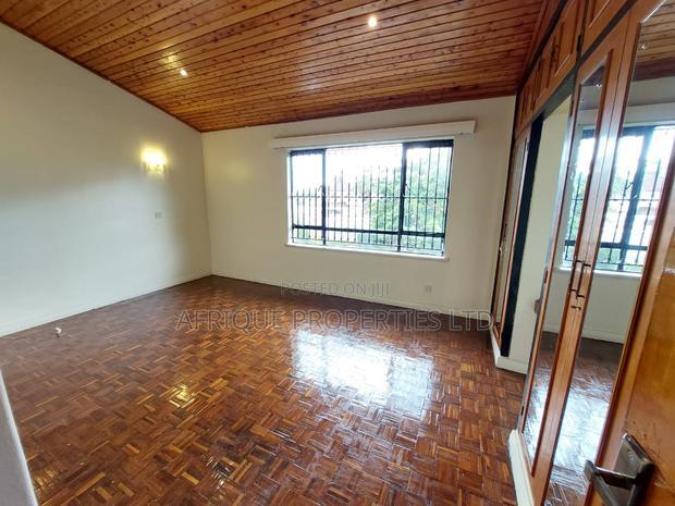 5bdrm Mansion in Runda for rent
