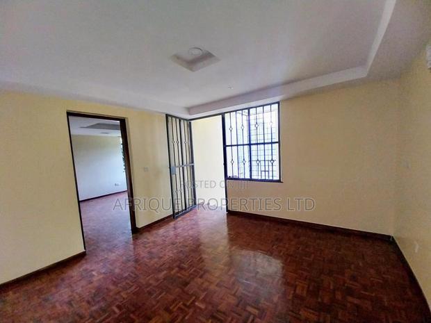 4bdrm Mansion in Kitisuru for rent