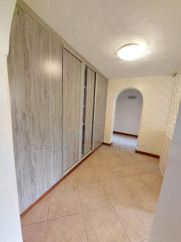 5bdrm Mansion in Runda for rent
