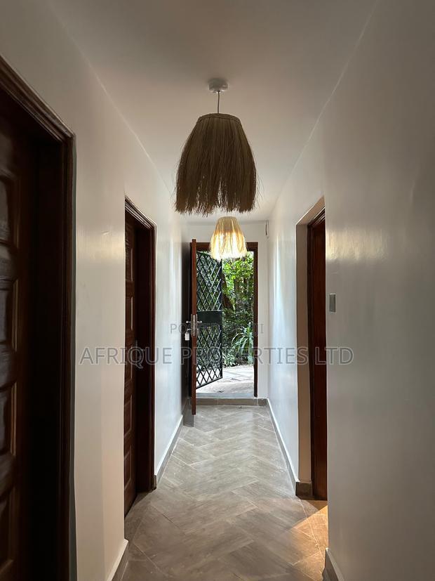 3bdrm House in Kiambu Road, Thindigua/Kasarini for rent
