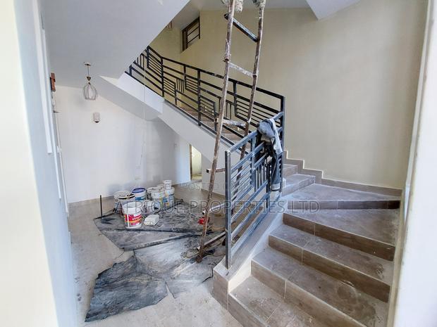 4bdrm Mansion in Kiambu Road for rent