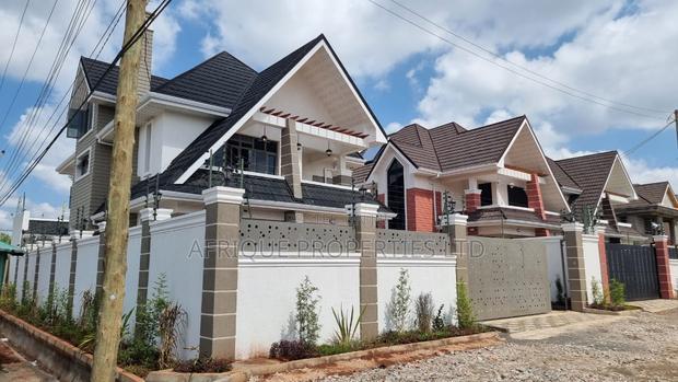 4bdrm Mansion in Membley for sale