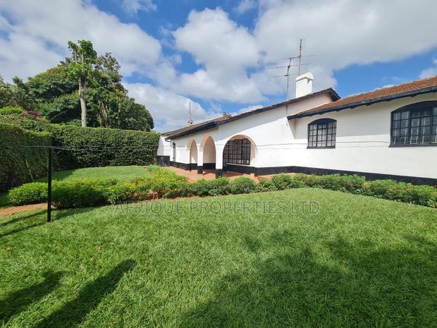 4bdrm Bungalow in Loresho for sale