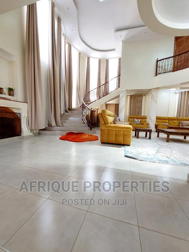 6bdrm Mansion in Kitisuru for sale