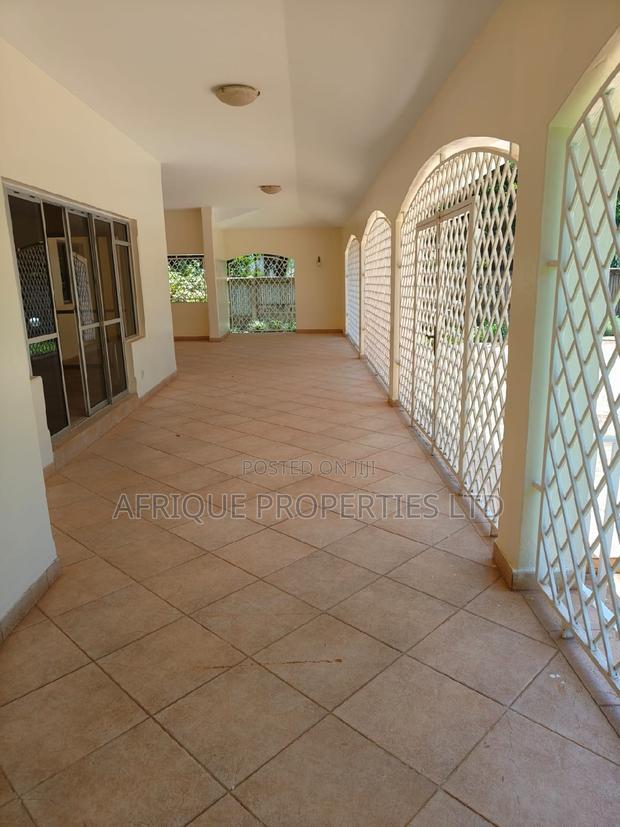 5bdrm Mansion in Runda for rent